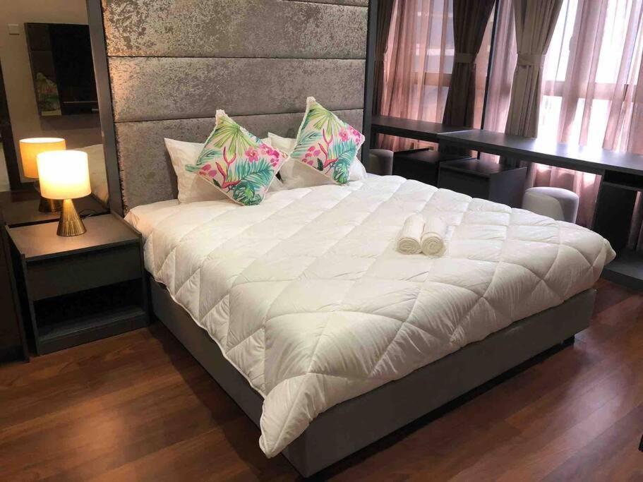8 Kia Peng Residences By Stayhere 쿠알라룸푸르 외부 사진