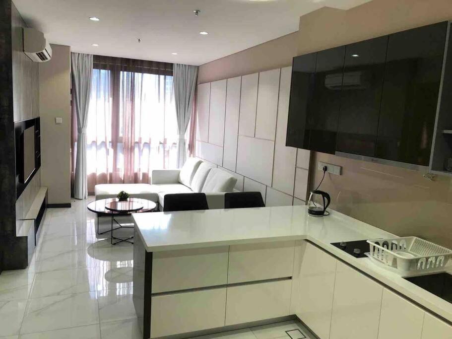 8 Kia Peng Residences By Stayhere 쿠알라룸푸르 외부 사진
